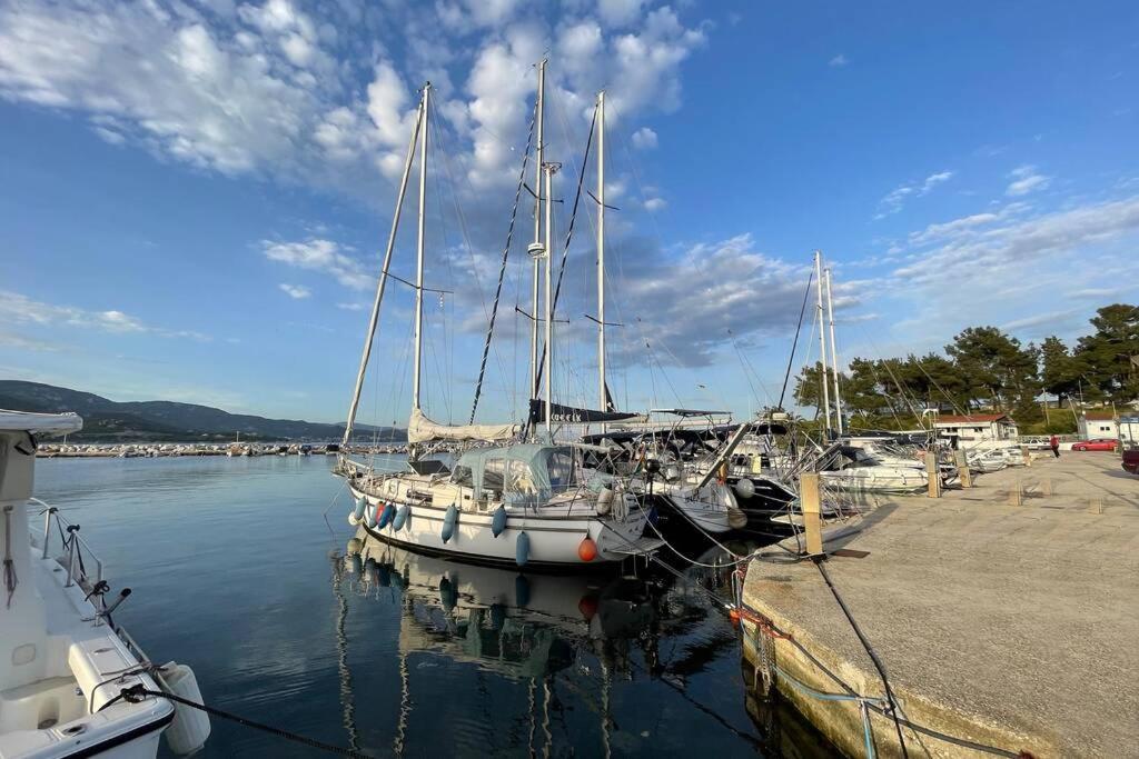Waterfront Studio Nea Iraklitsa Apartment Luaran gambar