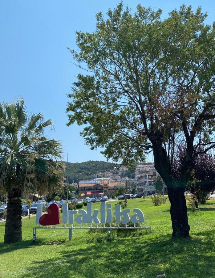 Waterfront Studio Nea Iraklitsa Apartment Luaran gambar