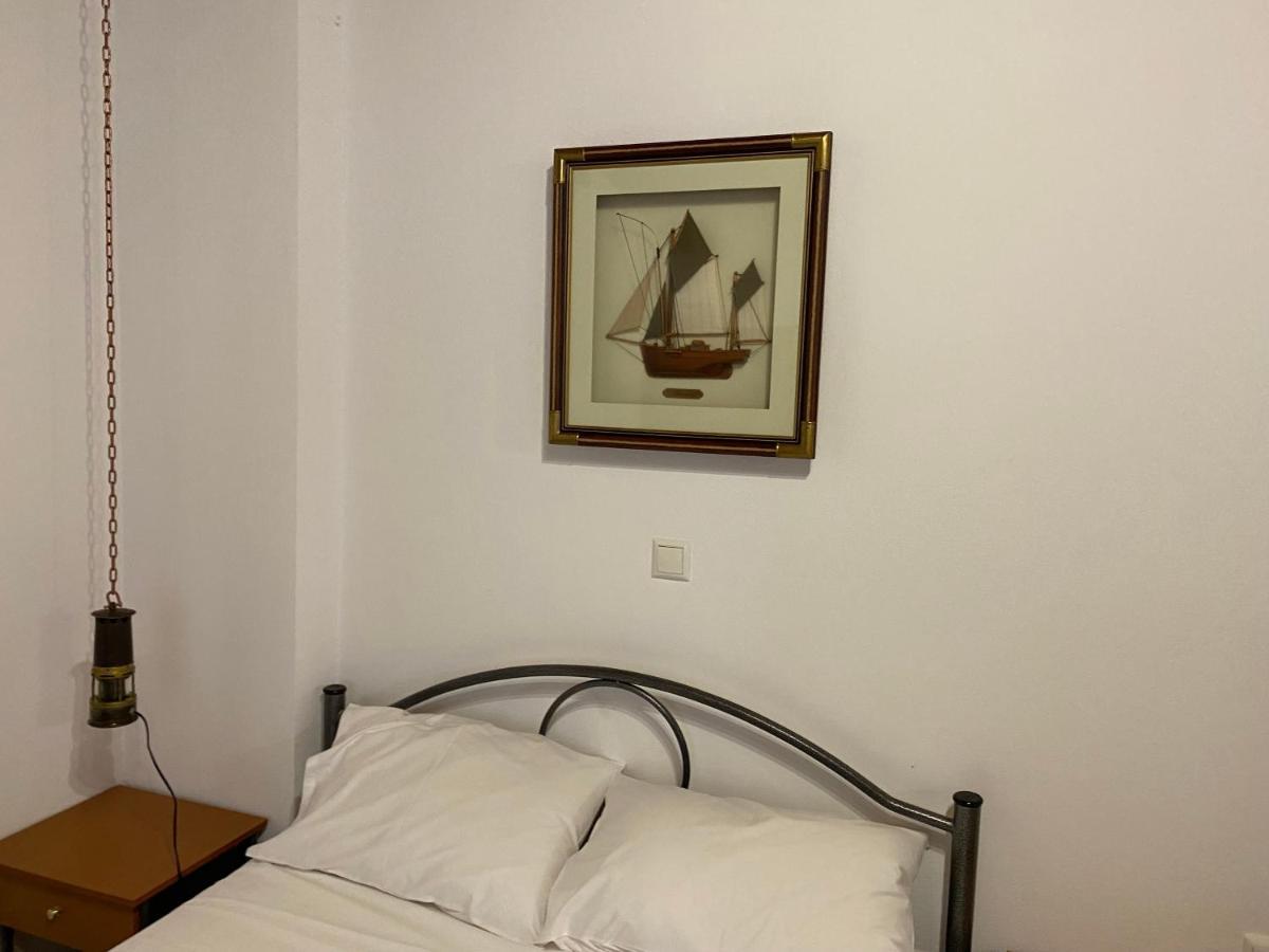 Waterfront Studio Nea Iraklitsa Apartment Luaran gambar